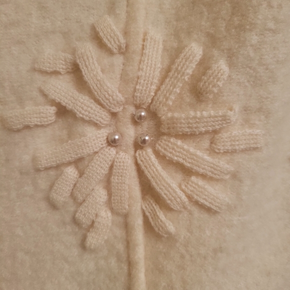 Cropped Wool Jacket - Picture 3 of 4